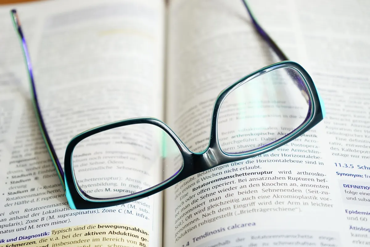How to Read an AI Research Paper in 20 Minutes: A 5-Step Guide